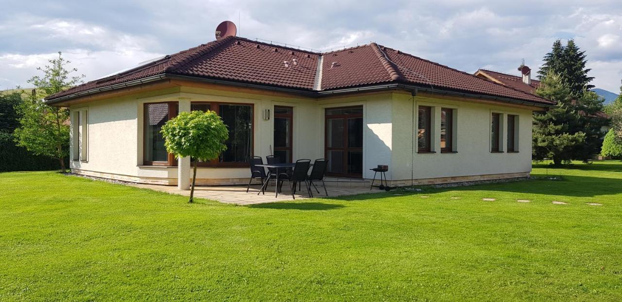 Bungalov Komfort Липтовски-Микулаш Экстерьер фото